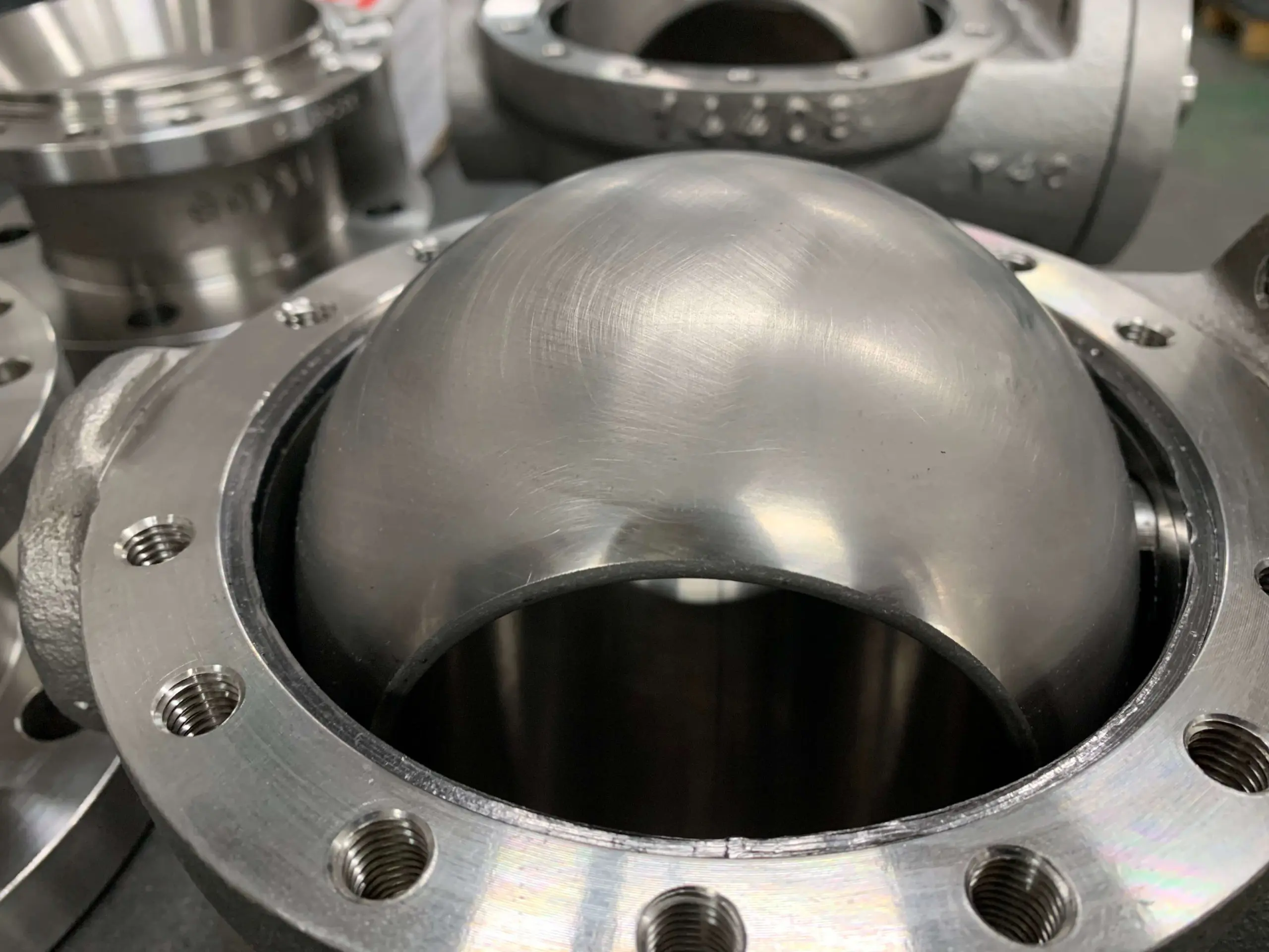 metal to metal seated ball valves